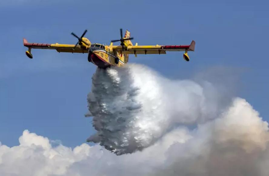 Appalto Canadair annullato, la Regione scrive al Viminale: «Vogliamo garanzie»