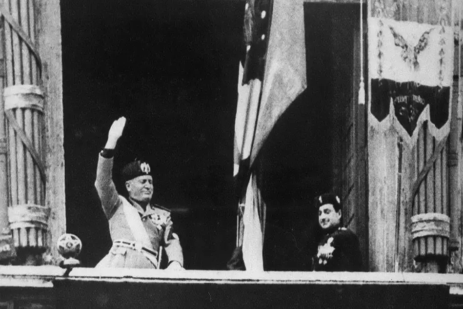 #AccaddeOggi: 10 giugno 1940, Mussolini dichiara guerra a Francia e Inghilterra, l'Italia è nella Seconda Guerra Mondiale