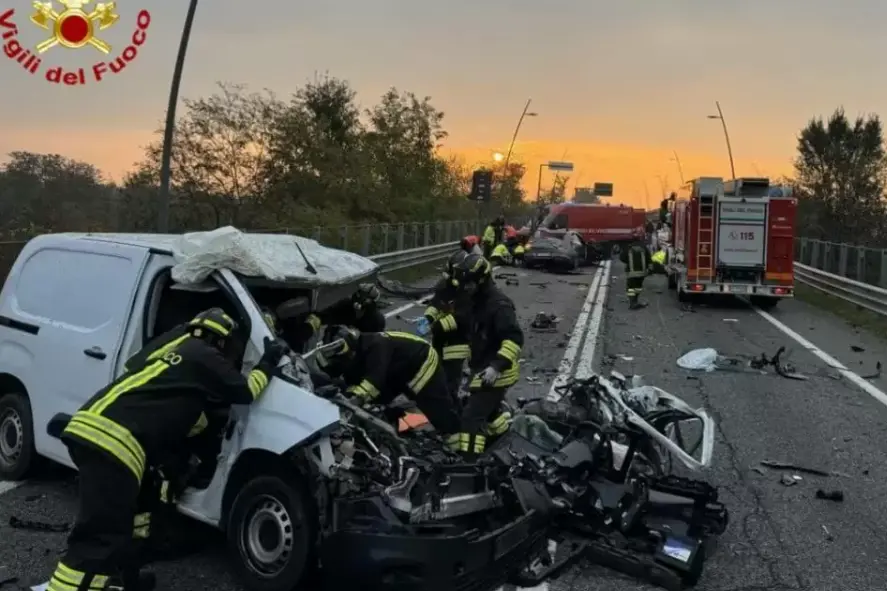 (Foto Vigili del fuoco)