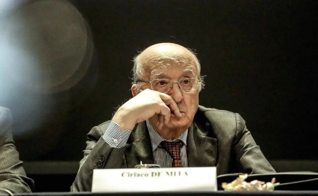 Ciriaco De Mita e il caso di suo figlio Giuseppe, coinvolto nell'inchiesta su Calciopoli e la società Gea