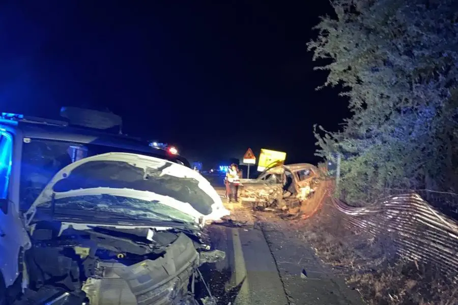 Un'immagine del tragico scontro (foto Ansa)