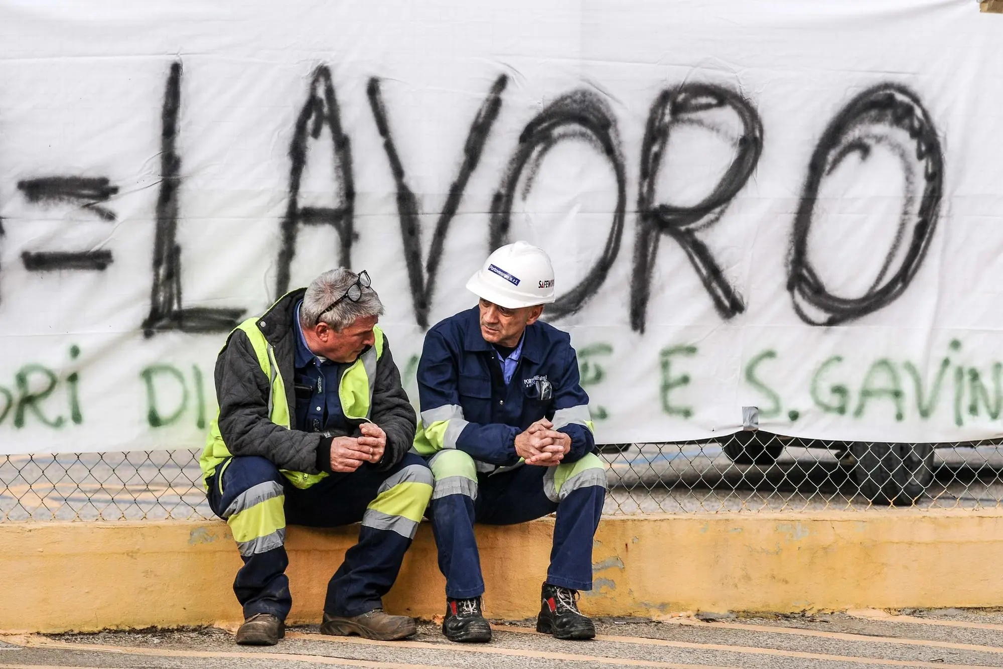 Primo maggio di preoccupazione per i lavoratori della Portovesme Srl  (L'Unione Sarda)