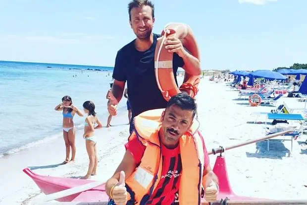 Pio e Amedeo in Sardegna (da Instagram)