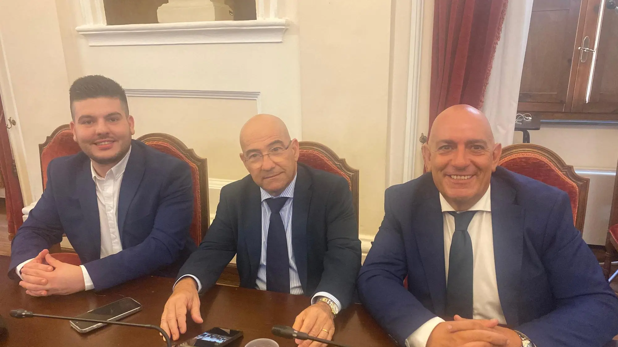 https://immagini.unionesarda.it/version/c:NzJjNmM5NGMtN2VjMi00:MmI1MzQ4MDktYWVkOS00/image.webp?f=16:9