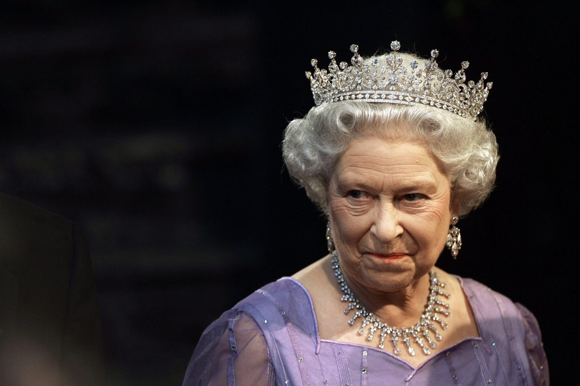La regina Elisabetta II (foto archivio L'Unione Sarda)
