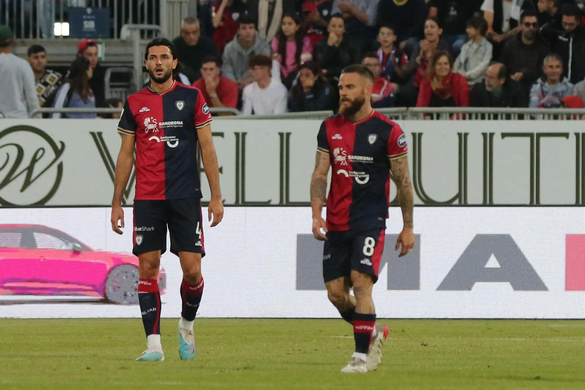 Dossena e Nandez dopo il gol del Parma (Fabio Murru)