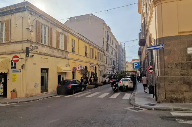 Via Cavour a Sassari (foto Floris)