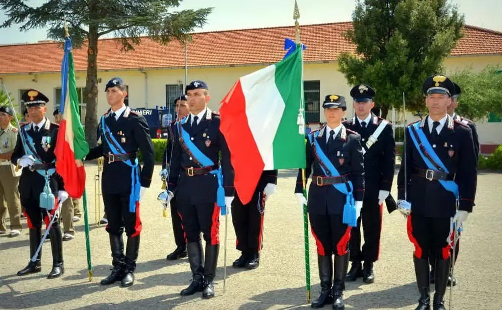 Iglesias, la consegna della bandiera alla Scuola Allievi Carabinieri