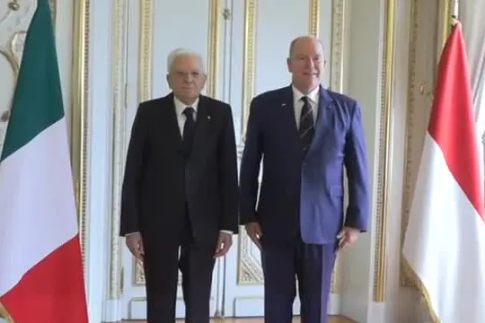 Mattarella nel Principato di Monaco, accolto da Alberto II e Charlène