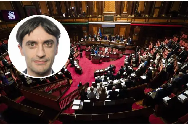 Il Parlamento, nel riquadro il senatore Manfredi Potenti (Ansa)