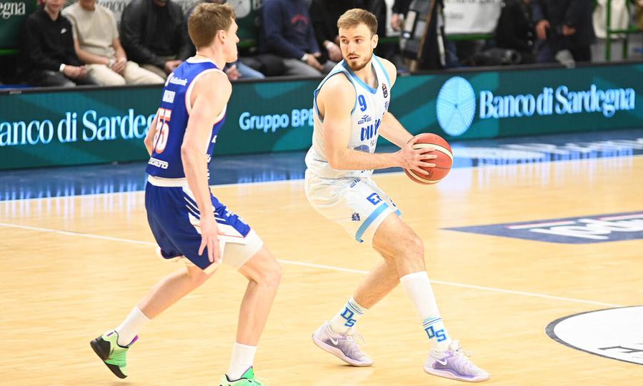 La Dinamo perde e si complica la vita