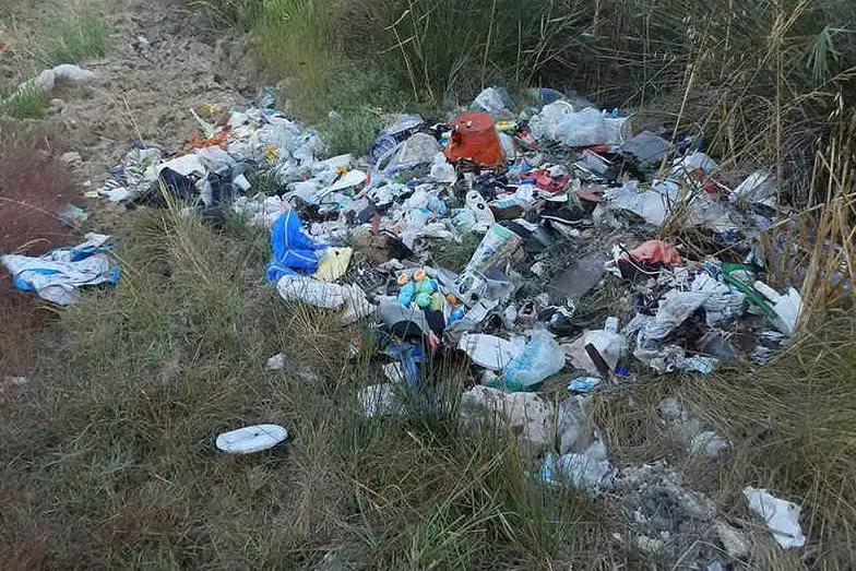 Rifiuti in campagna