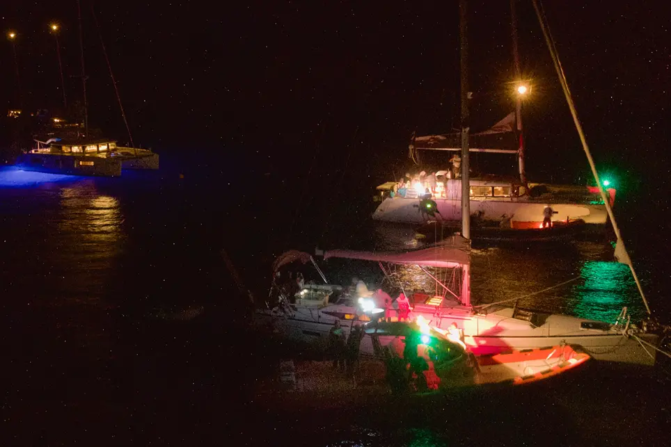 Ancoraggio abusivo, 25 imbarcazioni sanzionate a La Maddalena (foto Guardia Costiera)