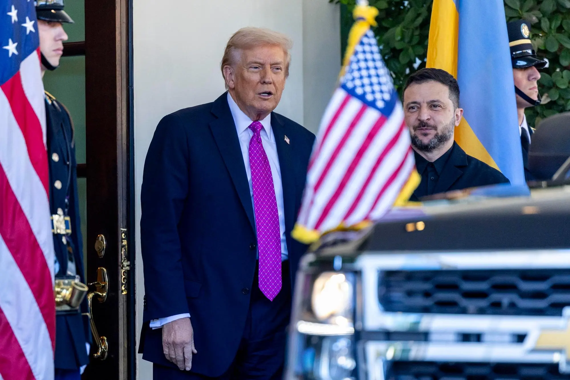 epa12460754 US President Donald Trump (L) greets Ukrainian President Volodymyr Zelensky as he arrives at the West Wing of the White House in Washington, DC, USA, 17 October 2025. The leaders are scheduled for a working lunch in the Cabinet Room, where President Zelensky is expected to request long-range missiles as part of an arms package. EPA/SHAWN THEW