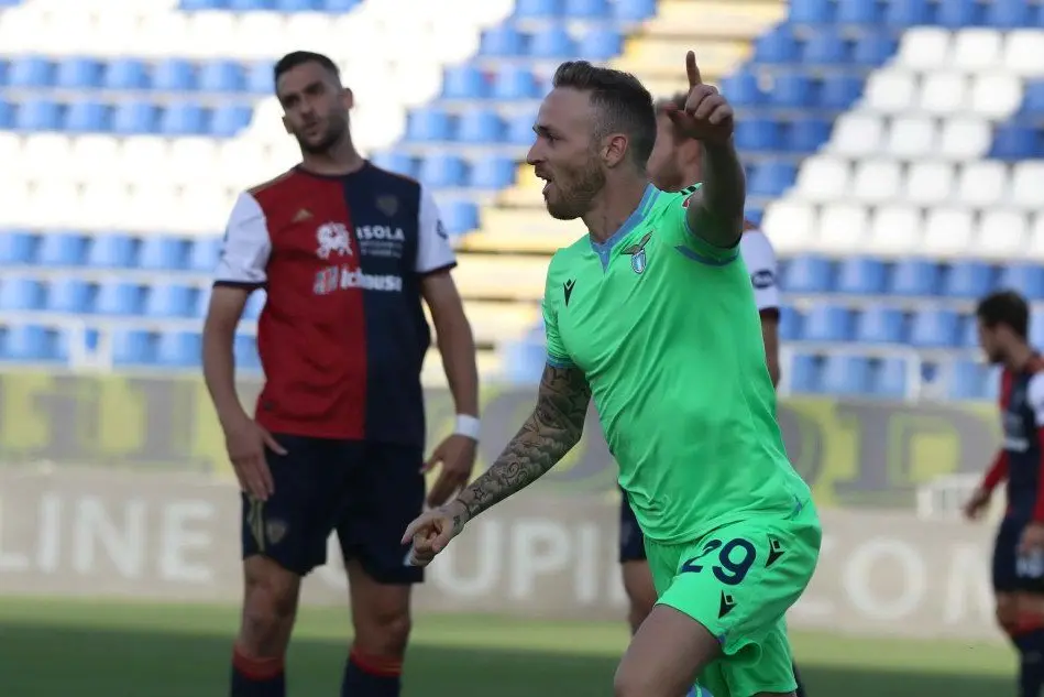 Lazzari esulta dopo il gol (Ansa)