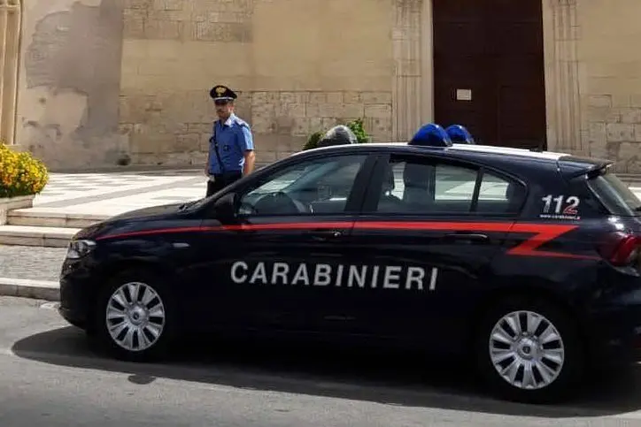 Una pattuglia (foto carabinieri)