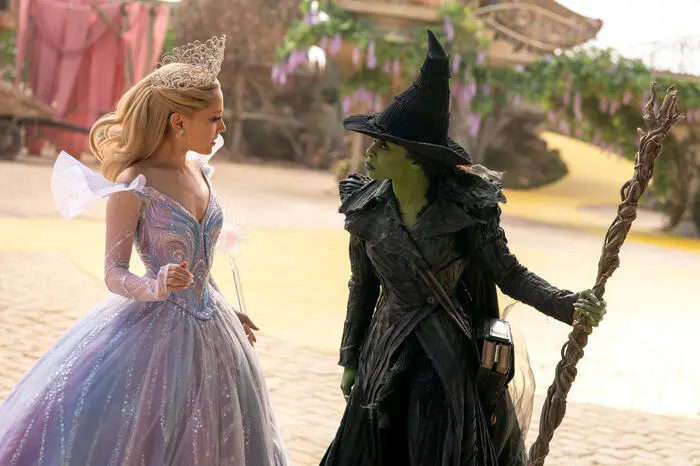 Una foto di scena del film Wicked - Parte 2 (foto Ansa/© Universal Studios. All Rights Reserved)