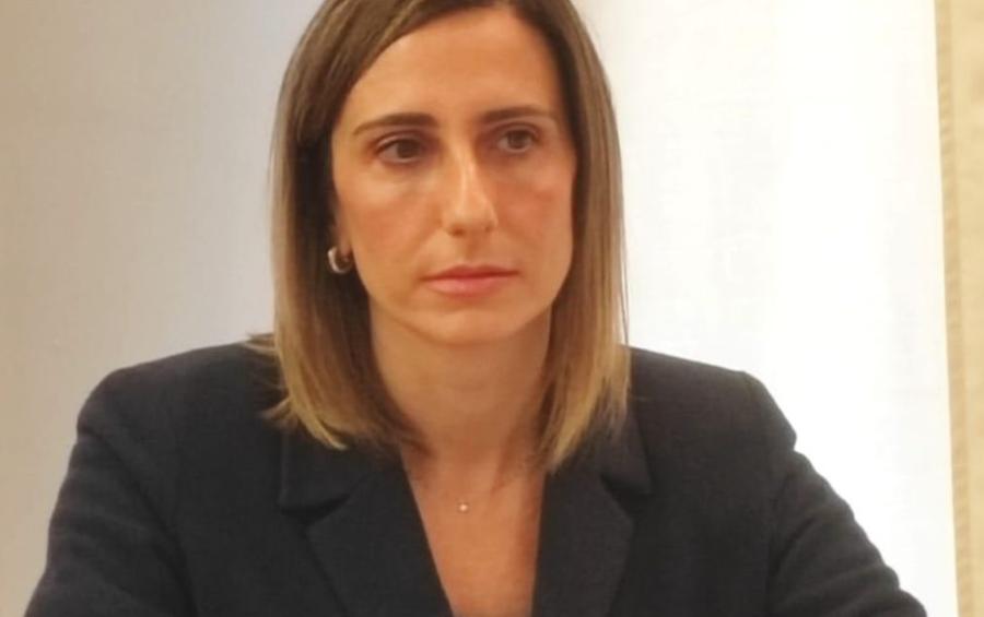Caro carburante, vertice Regione-Mit sui trasporti: «Prioritario tutelare la continuità territoriale»
