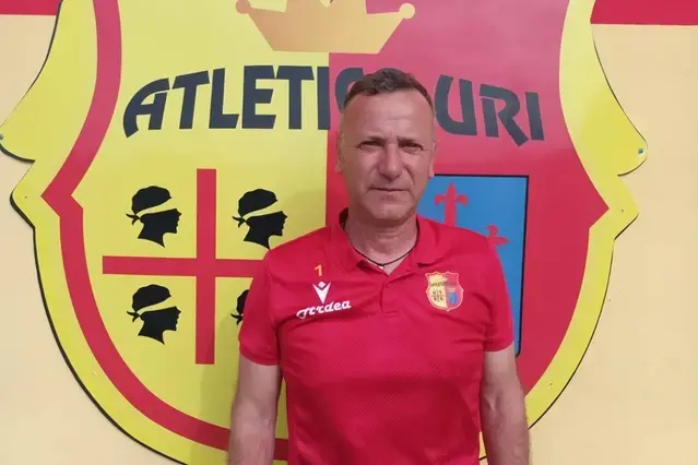 L'allenatore Paba (foto Atletico Uri)
