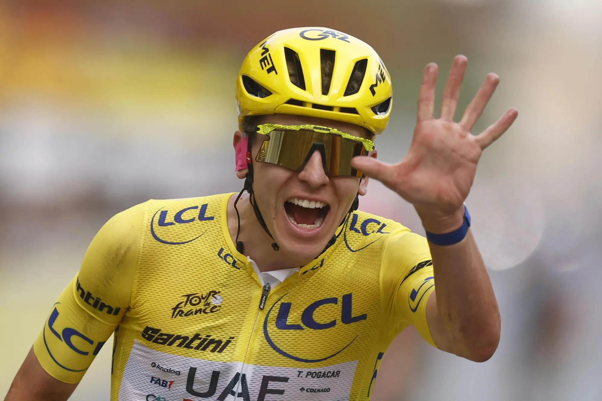 Pogacar vince il suo quinto Tour de France (foto Ansa/Epa)