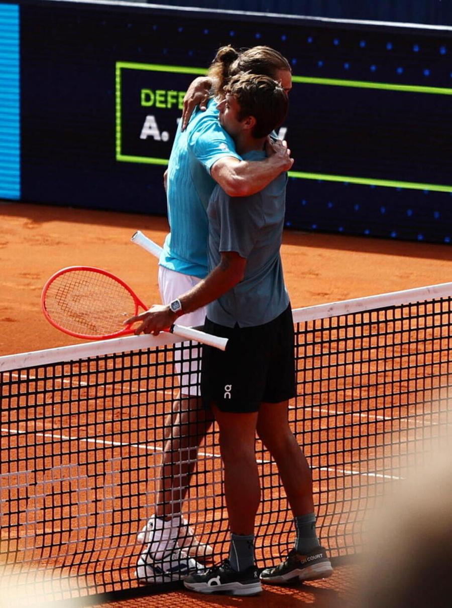 È Cobolli-show a Monaco