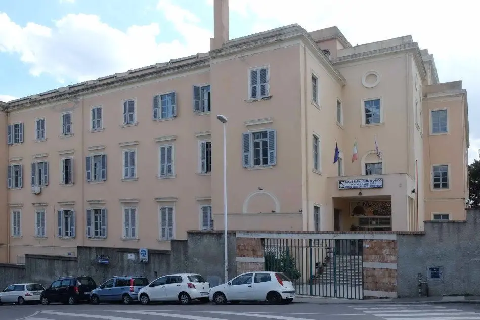 L'edificio dell'Ici in viale Fra Ignazio