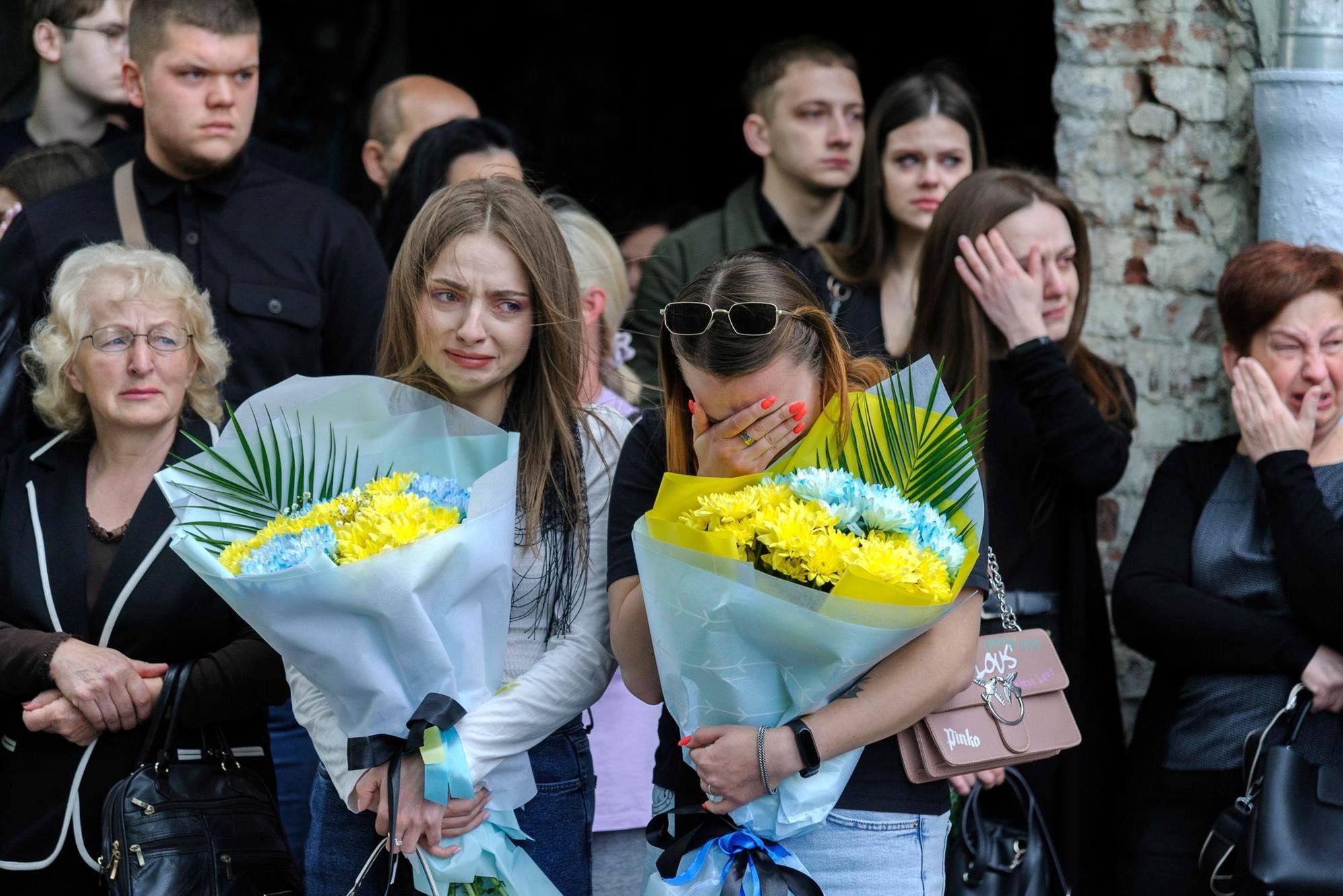 Funerali in Ucraina (Ansa)