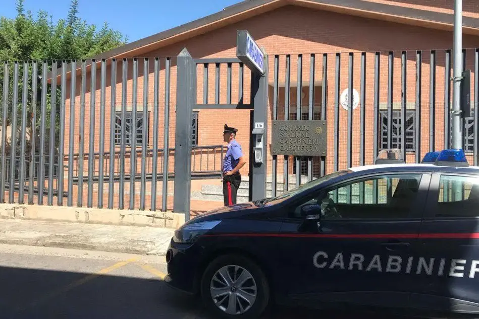Un'auto dell'Arma (foto carabinieri di Cagliari