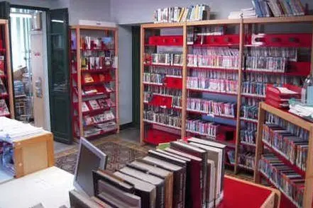 La biblioteca comunale di Serrenti