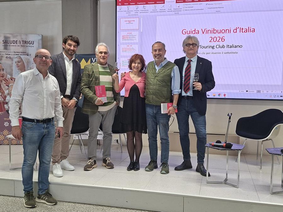 Nella Guida Vinibuoni d'Italia 2026 ci sono ben 251 vini sardi