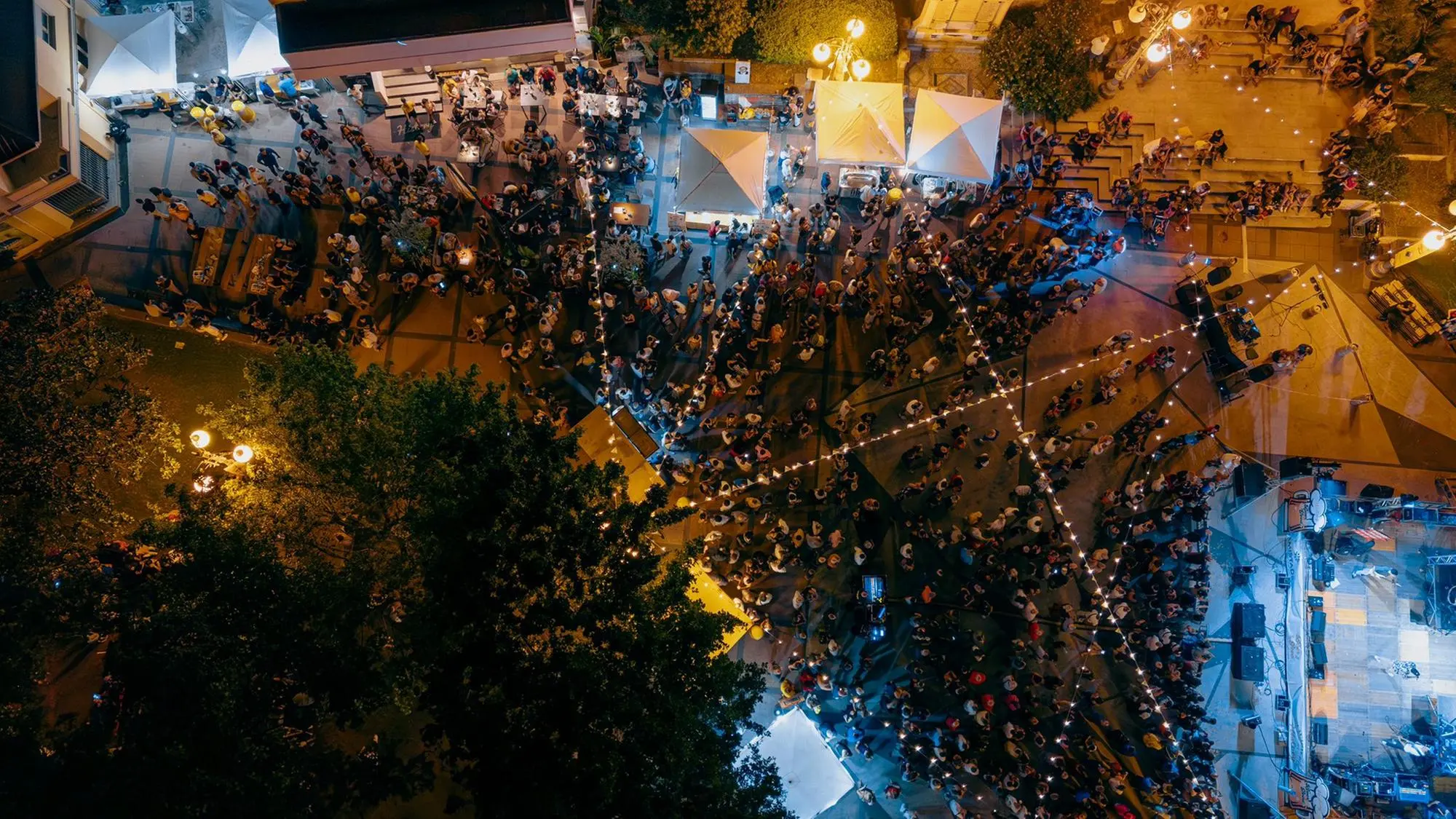 https://immagini.unionesarda.it/version/c:NzYxZjM3YTItYmQwZS00:YTRiM2ZlZjgtOWU5Zi00/image.webp?f=16:9