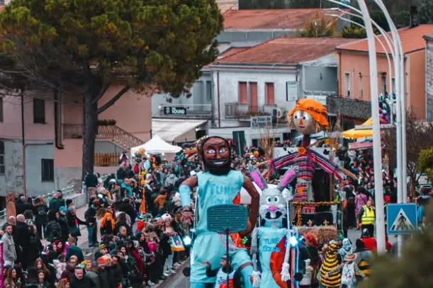 Sfilata di carnevale a Sennori (foto concessa)