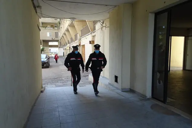 (foto carabinieri)