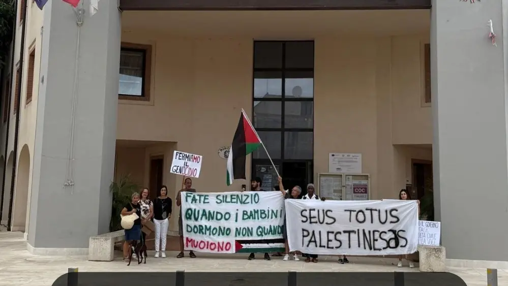 https://immagini.unionesarda.it/version/c:NzZmMWViOWMtZmIyZS00:OTg4NDE1MDQtNTkzYS00/image.webp?f=16:9