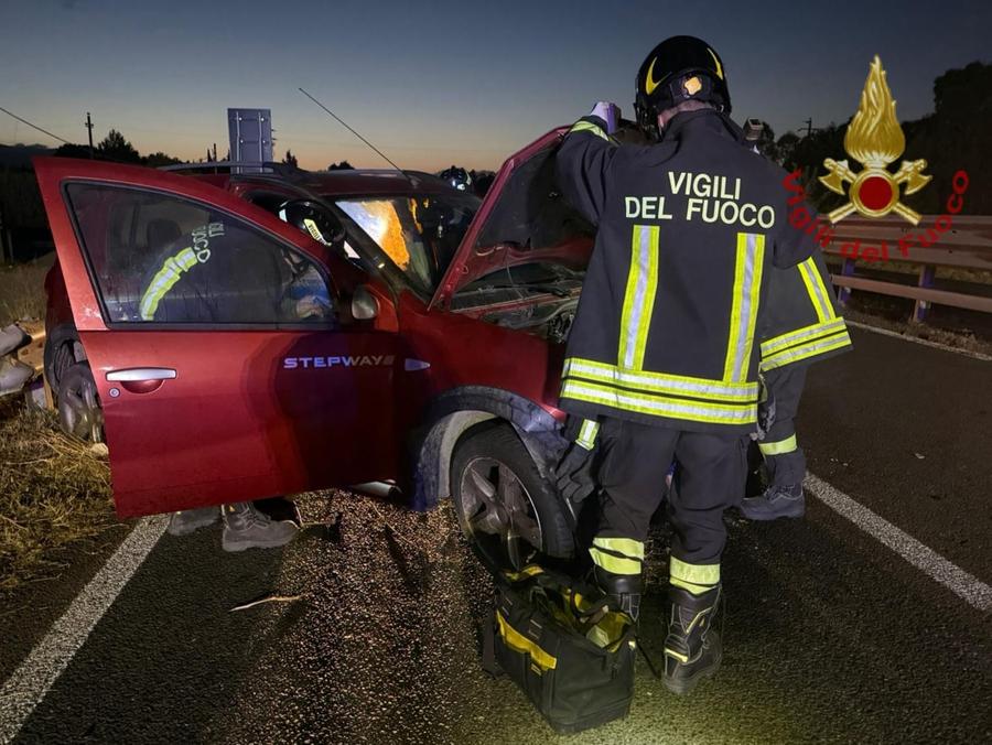 Fuori strada sulla statale 130: trasferita d’urgenza al Sirai di Carbonia
