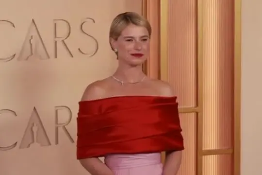 L'Irlanda festeggia l'Oscar a Jessie Buckley: "Siamo orgogliosi"