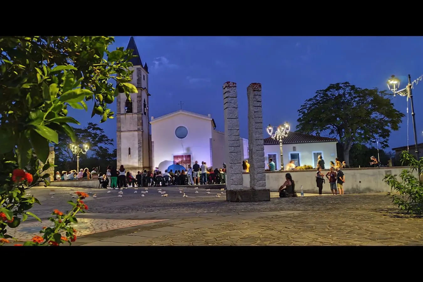 La piazza di Chiesa di Baradili (foto concessa)