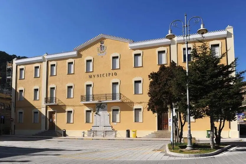 Il municipio di Villacidro (Archivio L'Unione Sarda)