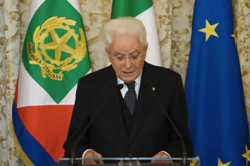 Ia, Mattarella: Stati ritrovino autorità rispetto a soggetti privati