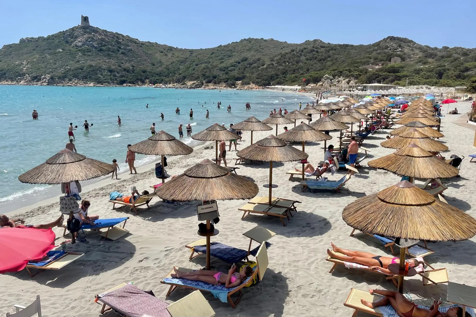 Ombrelloni a Porto Giunco, sul litorale di Villasimius