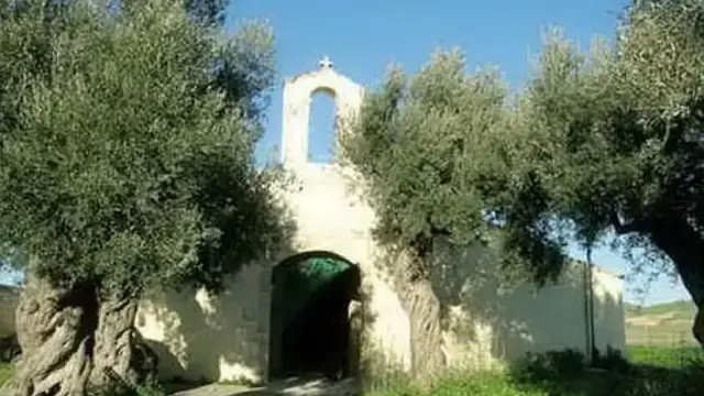 https://immagini.unionesarda.it/version/c:NzcyNzJjMzItZDhlZi00:ZjA3MGVkZTAtYzk0ZC00/image.webp?f=16:9