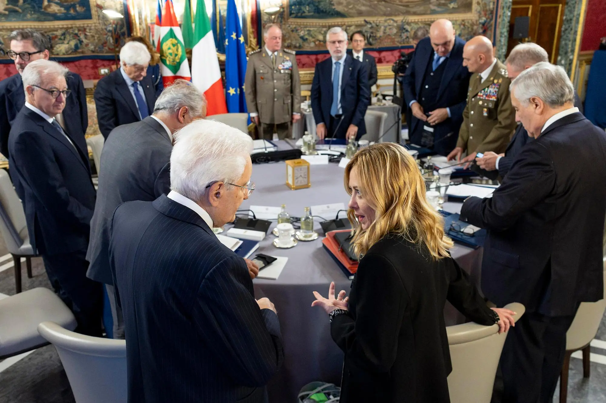 Il presidente della Repubblica Sergio Mattarella con la presidente del Consiglio Giorgia Meloni, in occasione della riunione del Consiglio Supremo di Difesa (Ufficio stampa Presidenza della Repubblica)