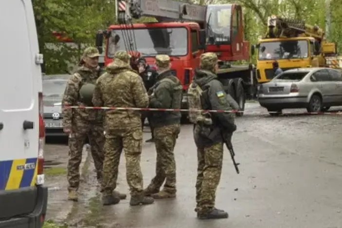 Soldati ucraini (Ansa)