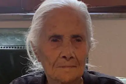 Rosa Piras, originaria di Osini ma residente a Tortolì, ha compiuto 104 anni (foto concessa)