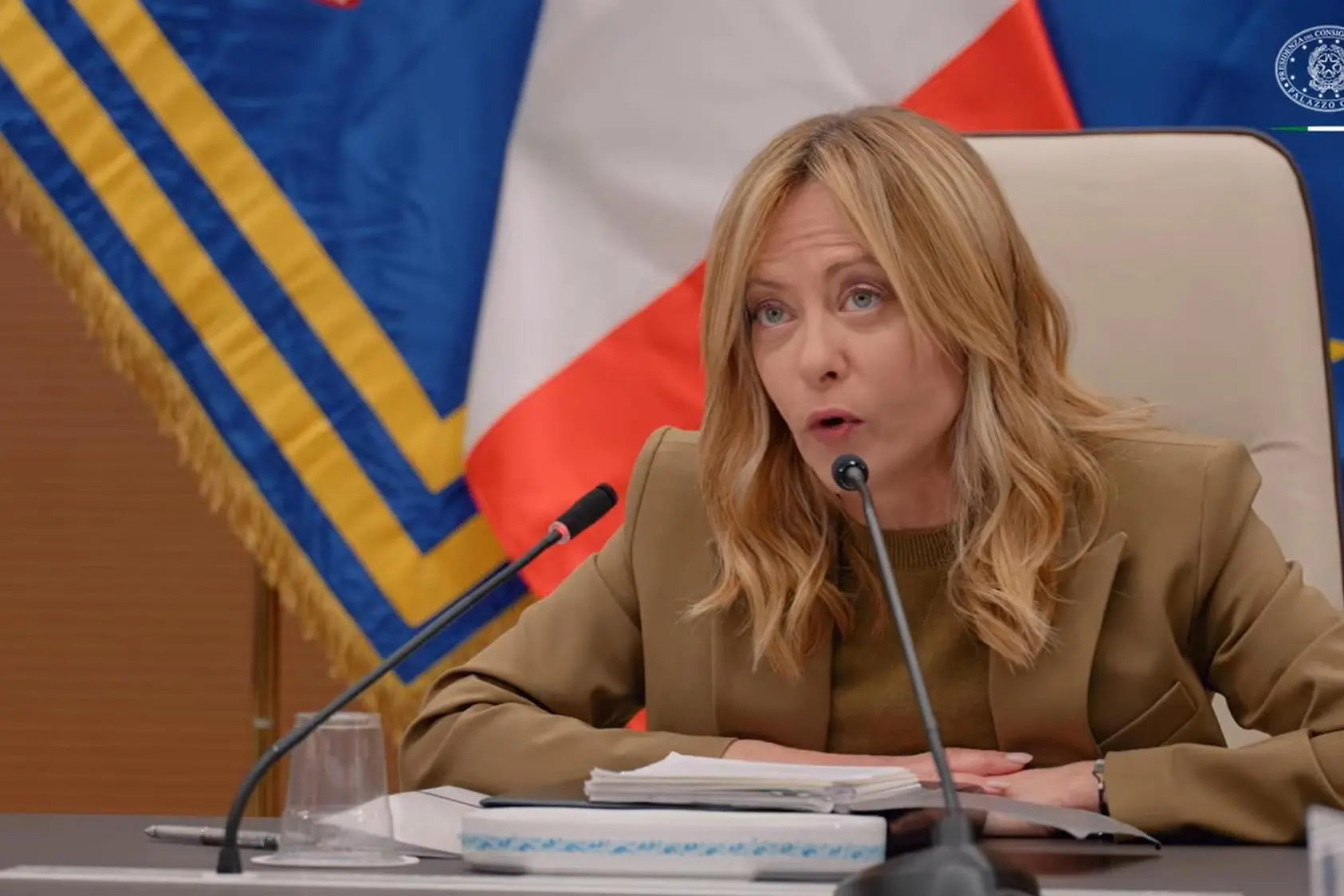 La presidente del Consiglio, Giorgia Meloni, in visita al Comando operativo di vertice interforze (Palazzo Chigi-Ansa)