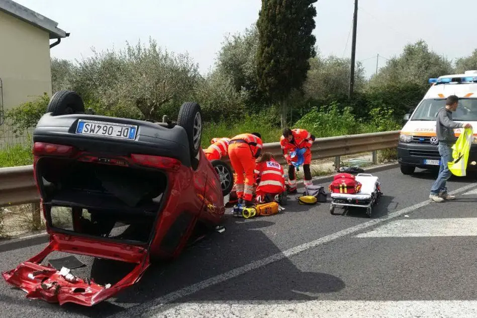 L'incidente sulla 131 (foto Ilaria Tucconi)
