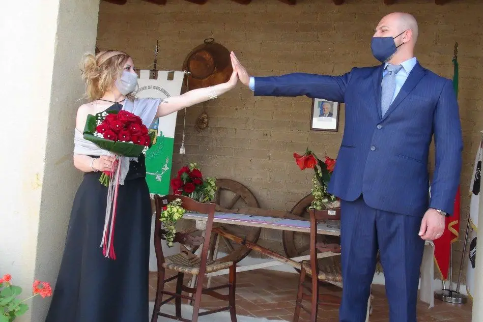 Alice e Fabrizio Farris nel giorno del loro matrimonio