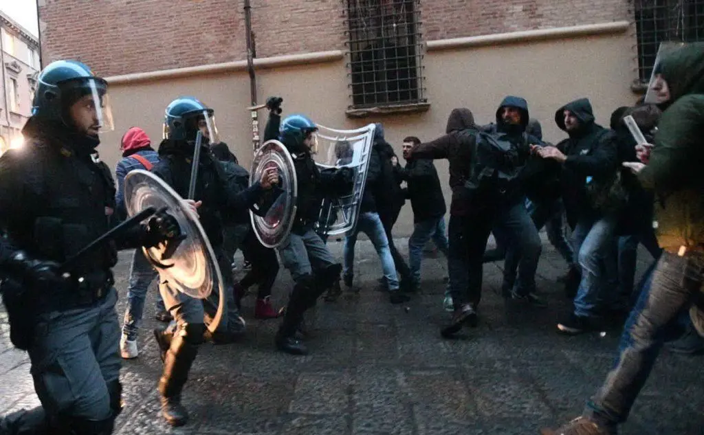 Studenti fermati