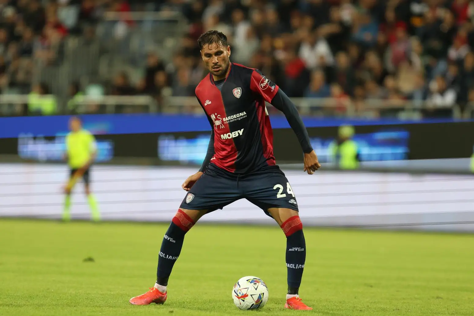 José Luis Palomino in Cagliari-Bologna (foto Fabio Murru)