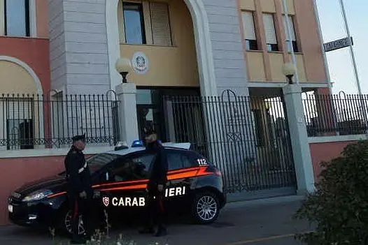 La caserma (foto carabinieri)